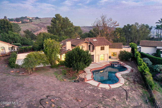 751 Wildwood Avenue, Thousand Oaks CA: https://media.crmls.org/mediaz/46c657bc-9a62-4811-94bf-9e7406898056.jpg