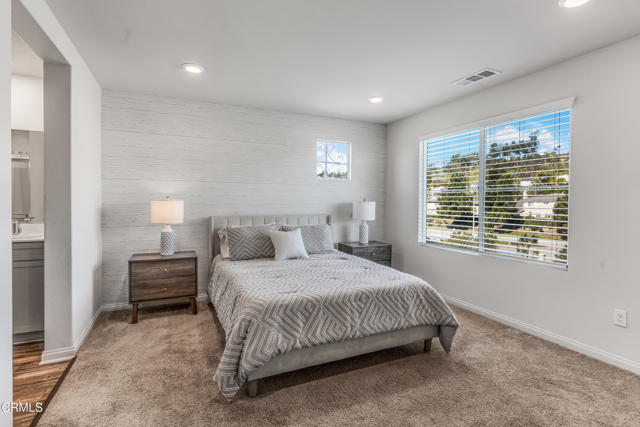 354 Solares Street, Camarillo CA: https://media.crmls.org/mediaz/46c6b59d-9c6f-4fa5-8800-62c58d6ac1f8.jpg
