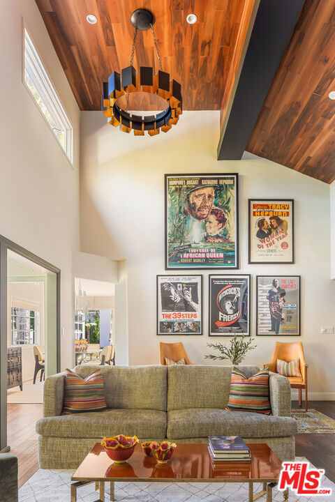 2770 La Castana Drive, Los Angeles CA: https://media.crmls.org/mediaz/46c70ced-c0e8-4af8-a440-e7a2b6be446a.jpg