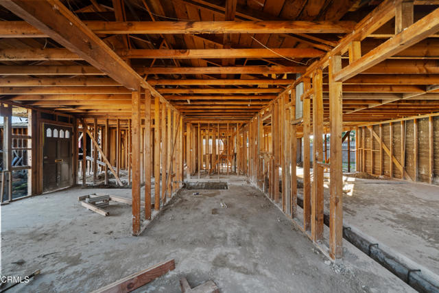 Detail Gallery Image 6 of 14 For 1443 N 6th St, Port Hueneme,  CA 93041 - 3 Beds | 3 Baths