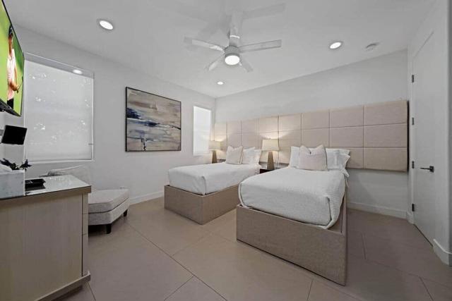 78190 Calle Cadiz, La Quinta CA: https://media.crmls.org/mediaz/46c9015b-886e-4b8d-8dec-139ff16c4bc0.jpg