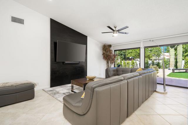 Image 24 of 51 For 74830 Waring Court