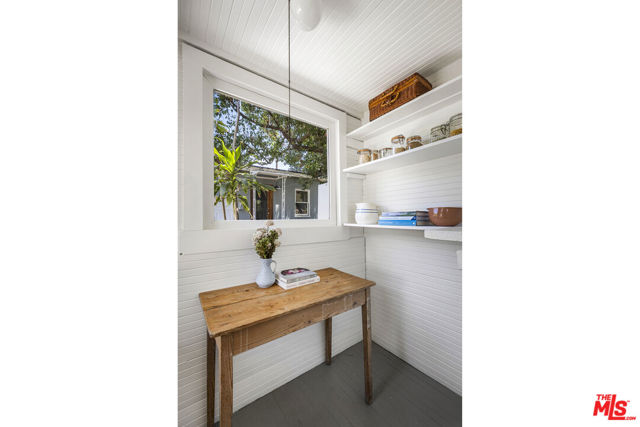 3865 Brunswick Avenue, Los Angeles CA: https://media.crmls.org/mediaz/46c9dc58-97c8-4cfb-bd6c-35db4b015aff.jpg