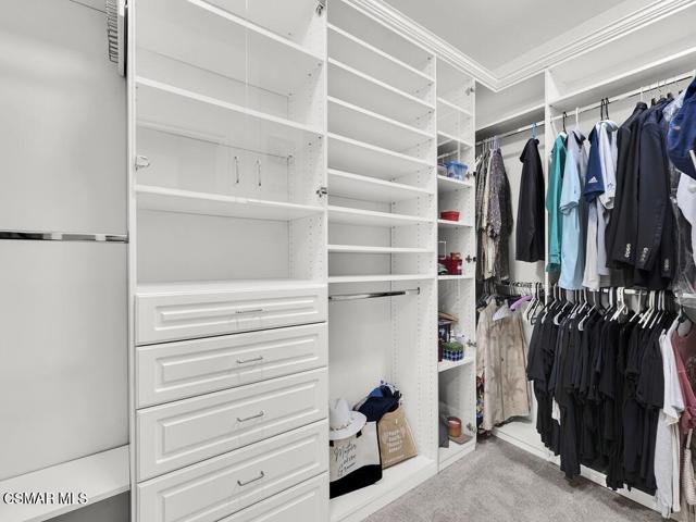 5455 Via Olas, Newbury Park CA: https://media.crmls.org/mediaz/46ca3de1-c0b9-414c-a3a5-8c88978a1efb.jpg