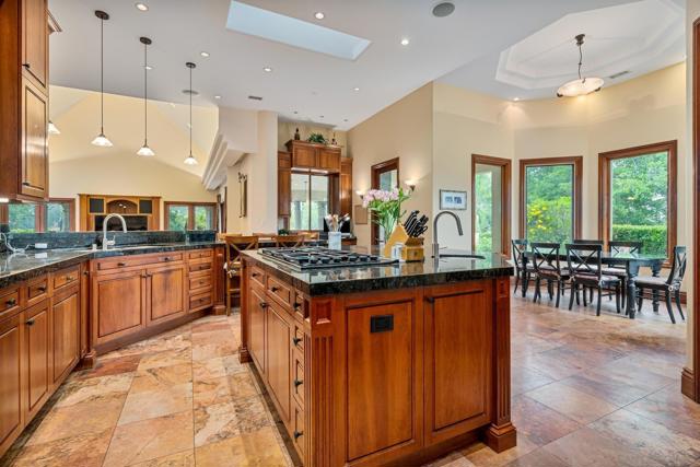 14380 Ciera Court, Poway CA: https://media.crmls.org/mediaz/46cb921d-fe8c-4257-8679-f3783ecda458.jpg