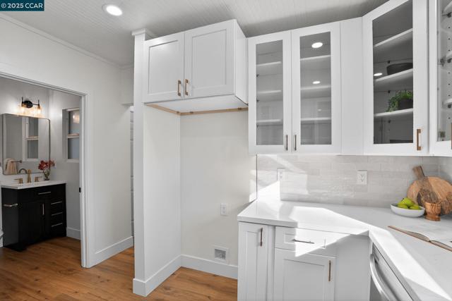 335 Chesley Avenue, Richmond CA: https://media.crmls.org/mediaz/46cbeb07-88b1-4875-935c-5001d7867fbe.jpg