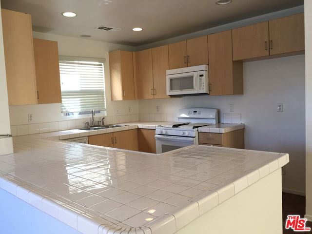 202 Gabriel Garcia Marquez Street, Los Angeles CA: https://media.crmls.org/mediaz/46cc4831-75a5-4189-80c1-a3b569ab872f.jpg