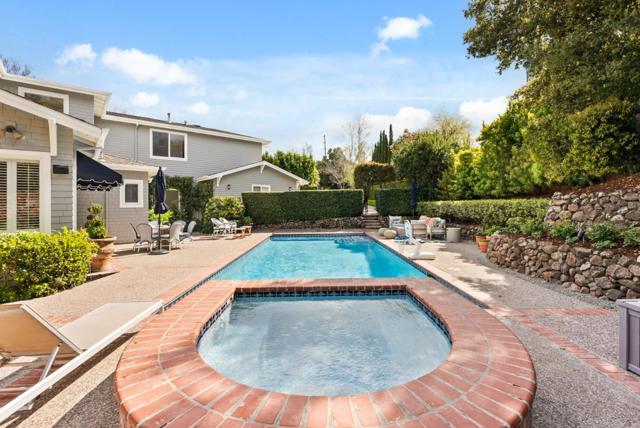 629 Lombardy Way, Redwood City CA: https://media.crmls.org/mediaz/46cc8512-351f-4267-bb99-ff5df1506070.jpg