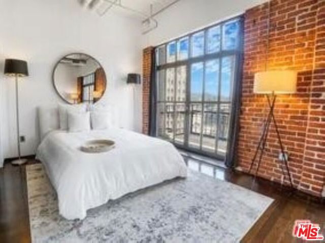 1645 N Vine Street, Los Angeles CA: https://media.crmls.org/mediaz/46cdeaa6-7a48-414d-a79f-227a47e5c003.jpg