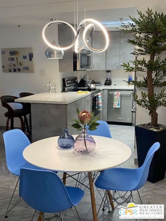 2700 Lawrence Crossley Road, Palm Springs CA: https://media.crmls.org/mediaz/46cdfd1a-1da2-48f0-a5fe-6d424e9658eb.jpg