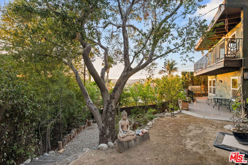 MLS #25589351 image #24