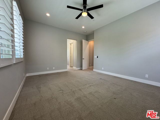 224 Follyhatch, Irvine CA: https://media.crmls.org/mediaz/46ceb439-15fb-41f7-b3dc-ceb969f668a7.jpg