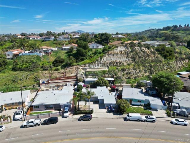 Detail Gallery Image 3 of 31 For 4126 E Plaza Bld, National City,  CA 91950 - 3 Beds | 2 Baths