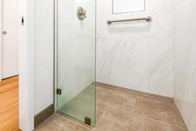 6142 Montgomery Place, San Jose CA: https://media.crmls.org/mediaz/46d0b63c-a91d-4b89-902e-853acc176dac.jpg