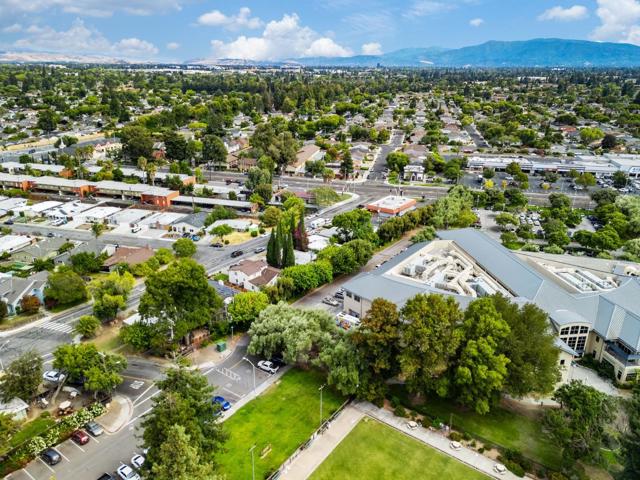 850 Las Palmas Drive, Santa Clara CA: https://media.crmls.org/mediaz/46d13ffe-6922-49a7-b819-58d56d055dee.jpg