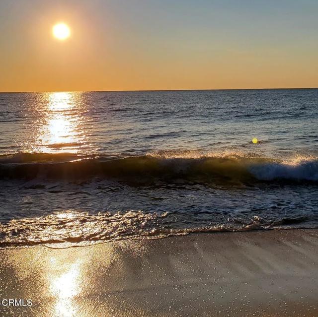 Detail Gallery Image 24 of 62 For 1943 San Tropez Cir, Oxnard,  CA 93035 - 2 Beds | 2 Baths