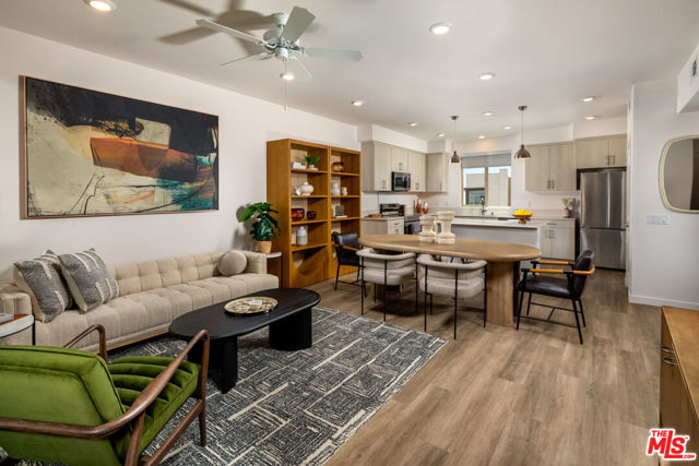 1483 W Vista Way, San Pedro CA: https://media.crmls.org/mediaz/46d33172-4ea4-4ccf-a40f-5faceea2654b.jpg