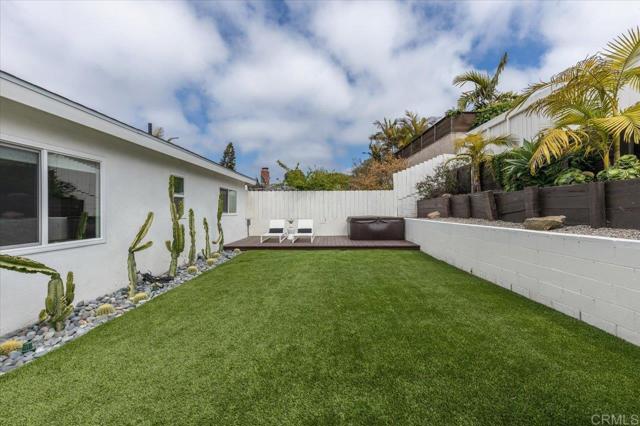 Detail Gallery Image 34 of 40 For 725 Cathy Ln, Cardiff By The Sea,  CA 92007 - 4 Beds | 2/1 Baths