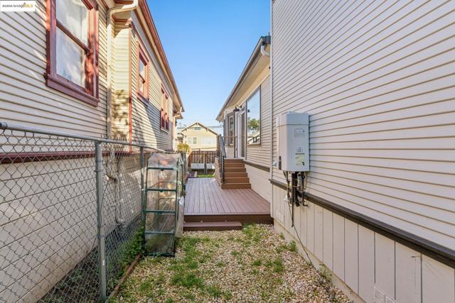 Image 30 of 33 For 1075 61st St