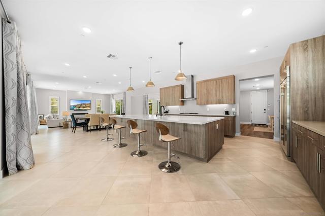 5347 Morning Sage Way, San Diego CA: https://media.crmls.org/mediaz/46d59b9f-56be-48b4-a8cd-d23e69e12a1a.jpg