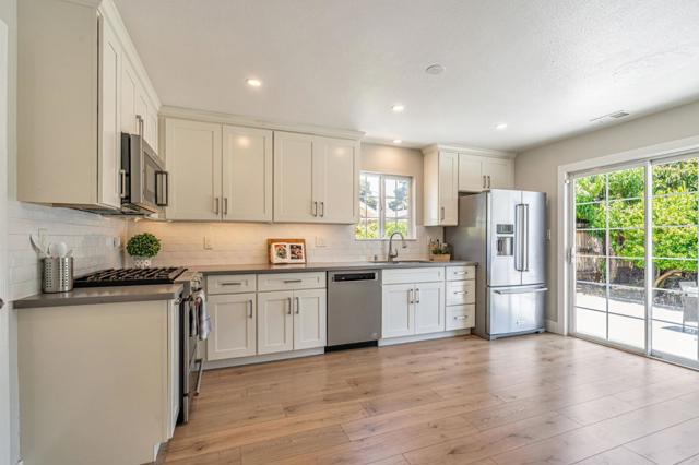 2284 Dumbarton Avenue, East Palo Alto CA: https://media.crmls.org/mediaz/46d5d694-b750-4fe6-aec9-18dcb2db2cce.jpg