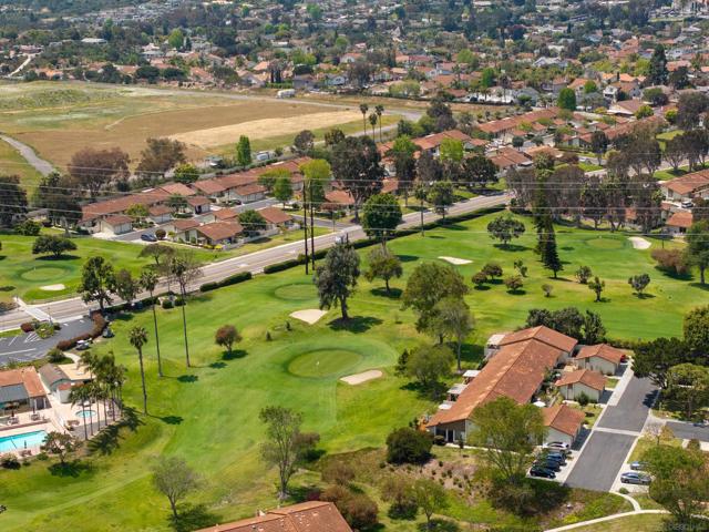 1829 Forestdale Dr, Encinitas CA: https://media.crmls.org/mediaz/46d8c09e-9725-43e7-808d-7a0f6508caca.jpg