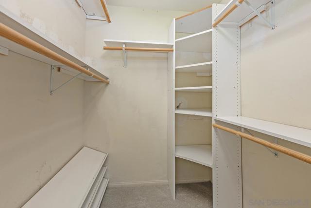 8585 Via Mallorca, La Jolla CA: https://media.crmls.org/mediaz/46d8e46c-8b8e-4d3e-845a-a4cd3e7846d0.jpg
