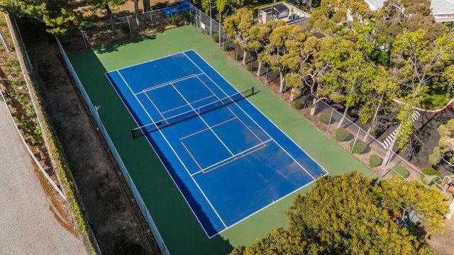 10359 Mary Avenue, Cupertino CA: https://media.crmls.org/mediaz/46d95c88-24cd-4c6c-9efc-47aee1752713.jpg
