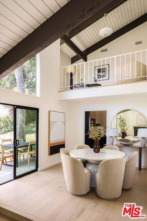 2313 Banyan Drive, Los Angeles CA: https://media.crmls.org/mediaz/46d9da92-2cda-480a-b80a-08d3f88481c4.jpg