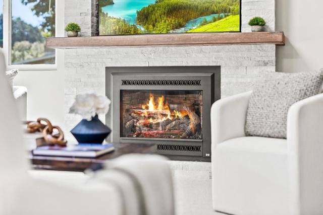 181 Hacienda Carmel, Carmel CA: https://media.crmls.org/mediaz/46da1f3b-cae9-4641-baaf-0fe88e8e732a.jpg