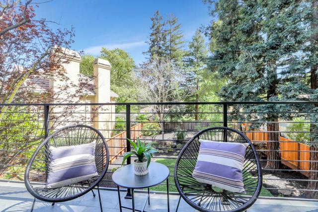 546 9th Avenue, Menlo Park CA: https://media.crmls.org/mediaz/46da467b-2440-4b66-85da-5ab2399fedd4.jpg