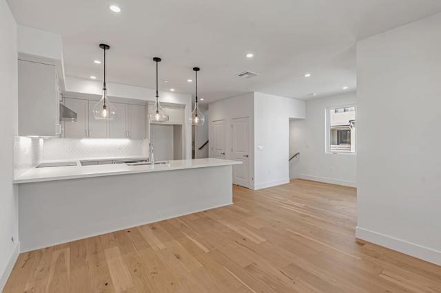 1135 Esther Court, Palo Alto CA: https://media.crmls.org/mediaz/46da49b8-33d0-4b78-b93d-eb9f3b5d4392.jpg