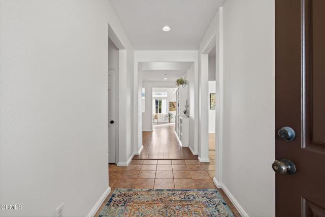 Detail Gallery Image 9 of 51 For 2914 Naples Dr, Oxnard,  CA 93035 - 3 Beds | 2 Baths