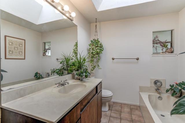 2854 Illinois Avenue, Corning CA: https://media.crmls.org/mediaz/46db2508-e63a-4b63-8fc8-b18e60cc93b8.jpg