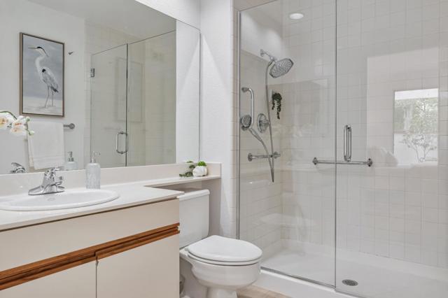 1203 Chelsea Way, Redwood City CA: https://media.crmls.org/mediaz/46db3da4-60f9-497a-a3e4-9052408c61e2.jpg