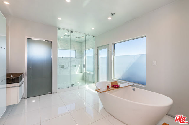 Drew Fenton | 26050 Pacific Coast Highway Malibu CA | MLS: 7423645