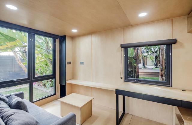 Image 32 of 41 For 1890 Basswood Avenue