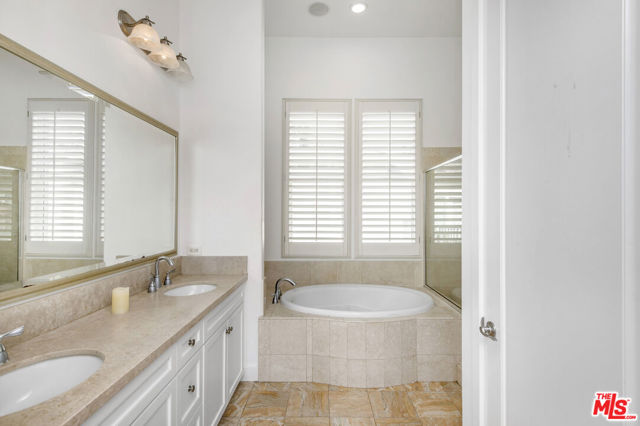 6021 Dawn, Playa Vista CA: https://media.crmls.org/mediaz/46ddd182-b711-4884-bde7-9fad175e933f.jpg
