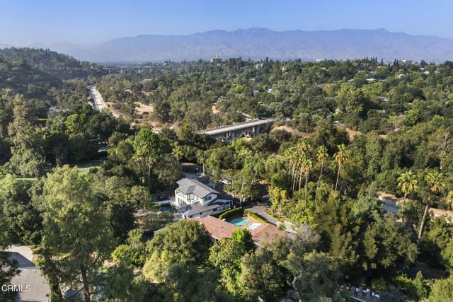 635 Rockwood Road, Pasadena CA: https://media.crmls.org/mediaz/46de514f-9b4d-41e6-8607-9c0ad2c0d932.jpg