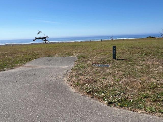 3002 Sandpointe Drive,  CA: https://media.crmls.org/mediaz/46de58ac-439a-4d7c-925a-71fb769b75b3.jpg