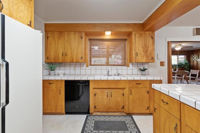 1781 Prune Street, Hollister CA: https://media.crmls.org/mediaz/46deb3da-3e36-4fad-a3c3-de373d543ea4.jpg