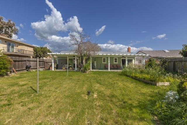 20575 Forest Avenue, Castro Valley CA: https://media.crmls.org/mediaz/46deebf2-6834-410d-b8af-7d3fbc99ac53.jpg