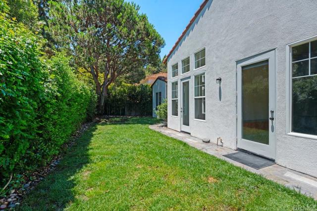 Detail Gallery Image 60 of 75 For 2327 Falkirk Row, La Jolla,  CA 92037 - 3 Beds | 3/1 Baths