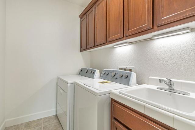 3583 Corsica Court, San Jose CA: https://media.crmls.org/mediaz/46e05e9f-6738-4ef8-978a-0c9341c8be20.jpg