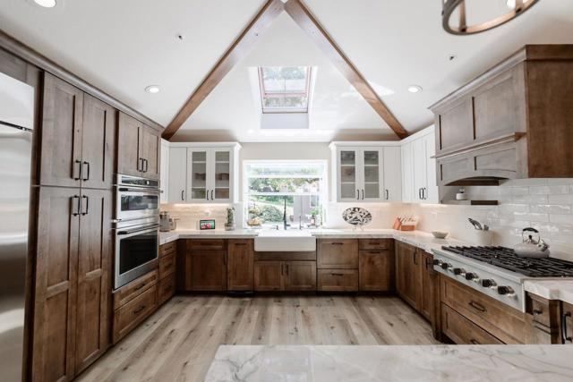 307 Sidesaddle Circle, Scotts Valley CA: https://media.crmls.org/mediaz/46e1df78-372d-4bec-ab7e-48471081f247.jpg