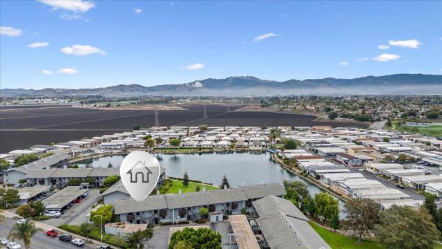 166 Kern Street, Salinas CA: https://media.crmls.org/mediaz/46e21ec1-2bc1-455e-94a1-246a7246cee2.jpg