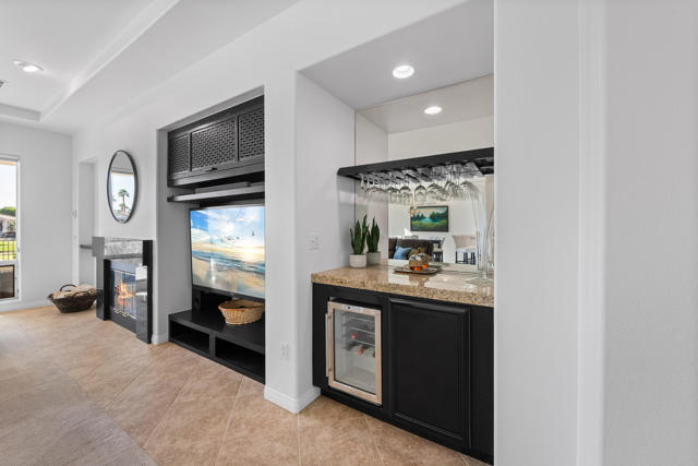 50500 Cypress Point Drive, La Quinta CA: https://media.crmls.org/mediaz/46e365e6-f234-40b6-8f2d-64b200946fe3.jpg