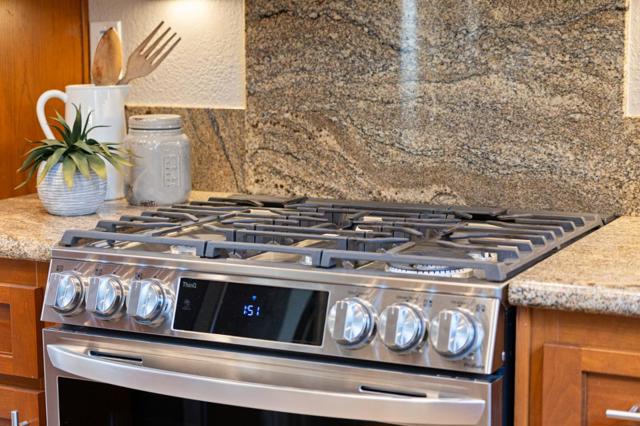 229 Marvilla Circle, Pacifica CA: https://media.crmls.org/mediaz/46e37927-4b83-47bc-917d-1ba0f4b12834.jpg