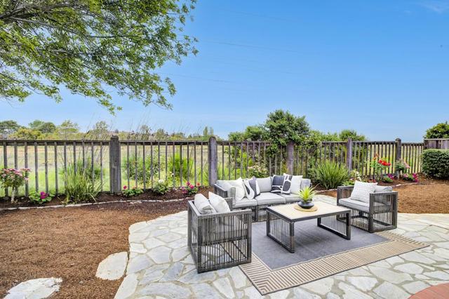 998 Governors Bay Drive, Redwood City CA: https://media.crmls.org/mediaz/46e3ee00-fac2-463e-85a9-48facb36a052.jpg
