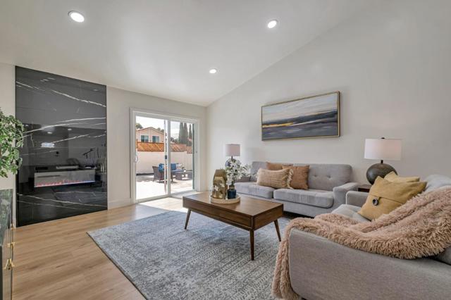 642 Mcduff Avenue, Fremont CA: https://media.crmls.org/mediaz/46e43ddb-ccf9-41aa-92fd-41beb2b4fefe.jpg
